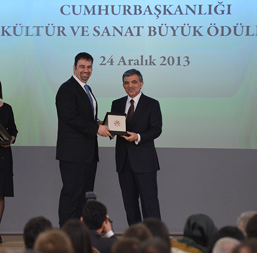 11. Cumhurbaşkanı Abdullah Gül, Nobel Ekonomi Ödülü’nü kazanan Daron Acemoğlu’nu tebrik etti